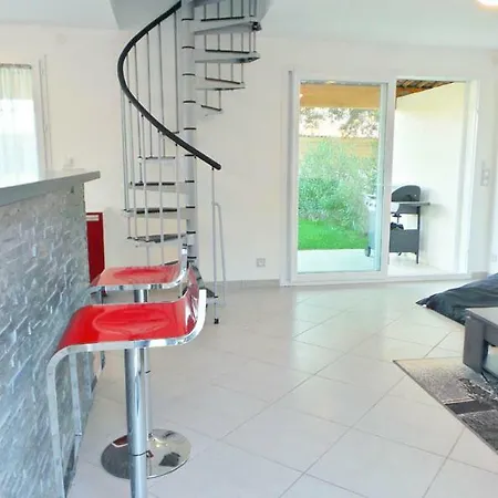 Vakantiehuis Jolie Mini-villa 70 M2 *